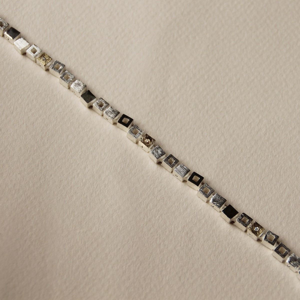 1994 - B1994SD - SILVER & GOLD BRACELET w/ DIAMONDS B1994SD